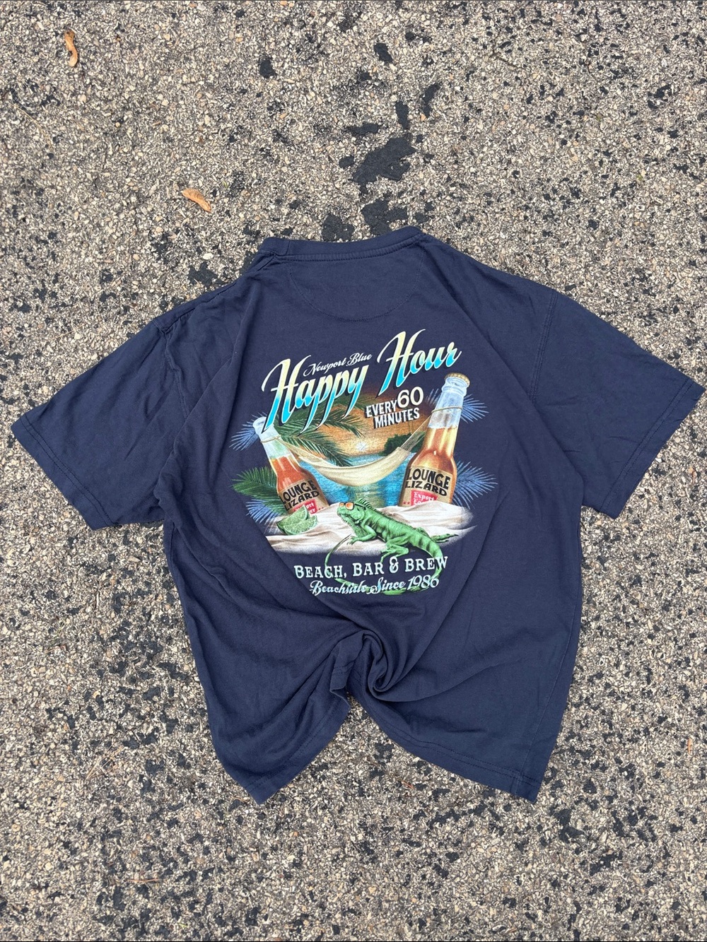 Vintage 90s Newport Blue Mens Large Cotton Happy Hour Beach Graphic Tee Shirt